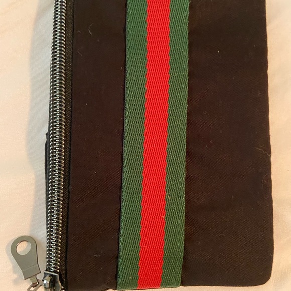 Pouch - Picture 2 of 4